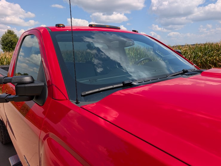 2018-chevrolet-2500hd-image-65