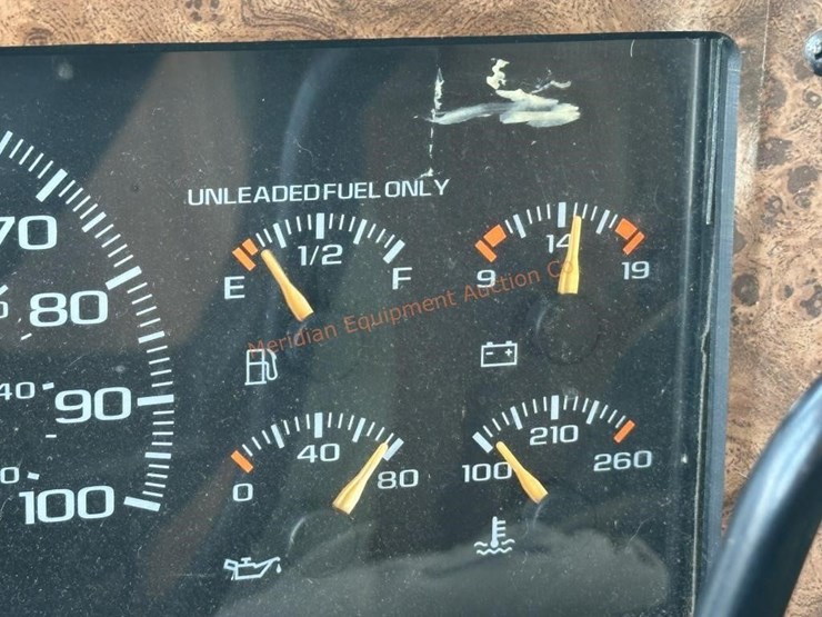 1999-safari-trek-24'-motorhome-image-62