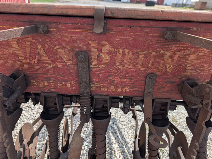van-brunt-drill-image-19