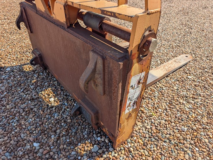 lull-pallet-forks-image-16