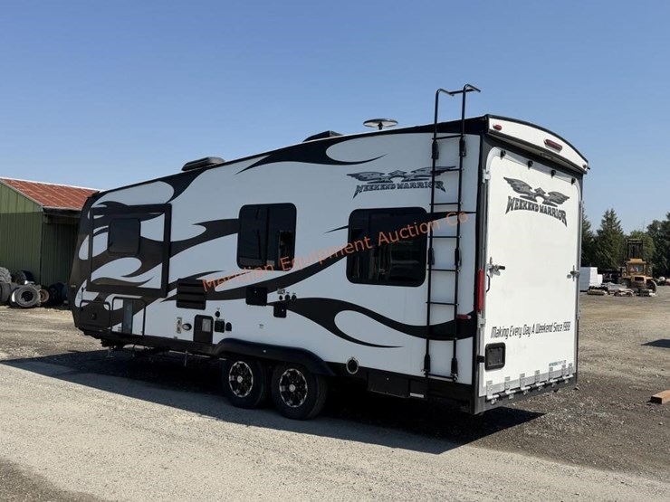 2019-weekend-warrior-toy-hauler-image-8