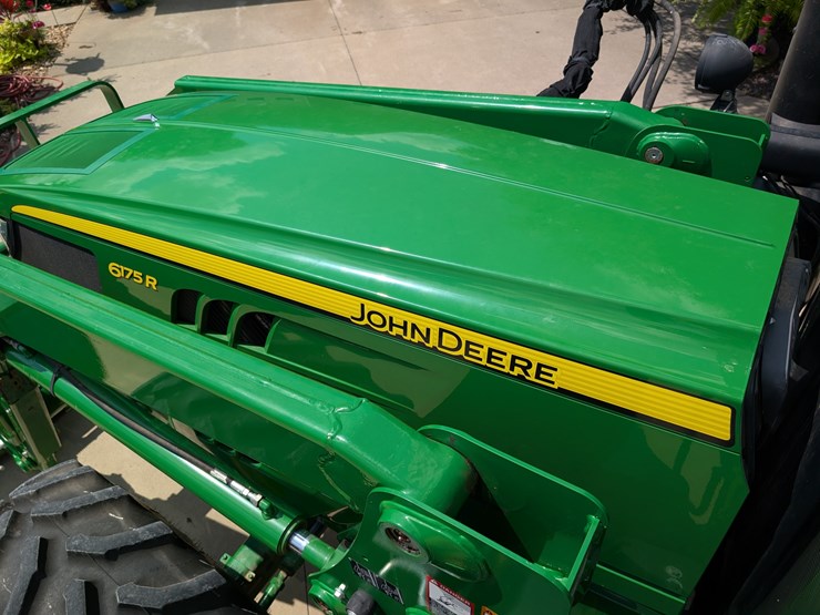 2015-john-deere-6175r-image-67