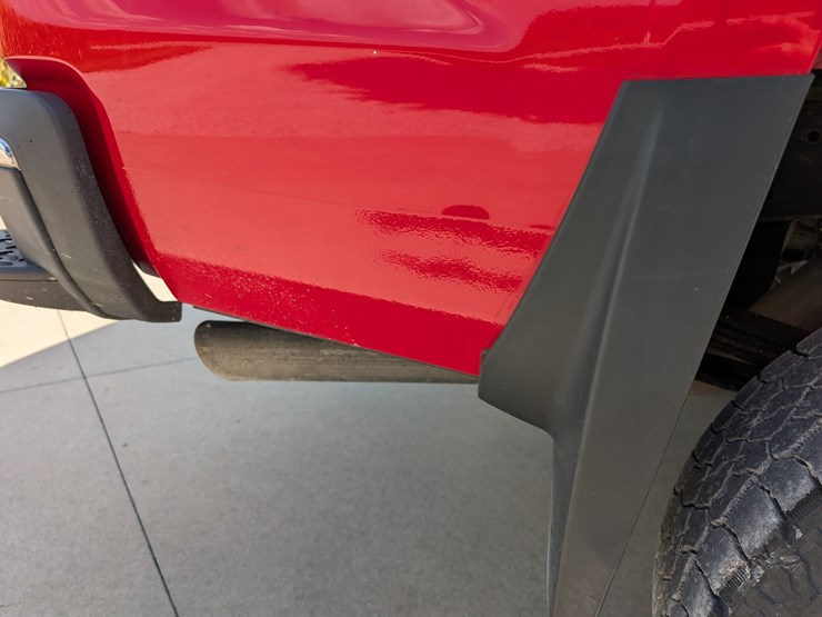 2018-chevrolet-2500hd-image-47