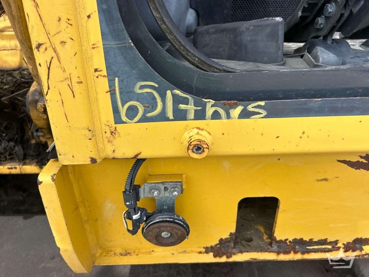 komatsu-pc138us-lc-11-image-27