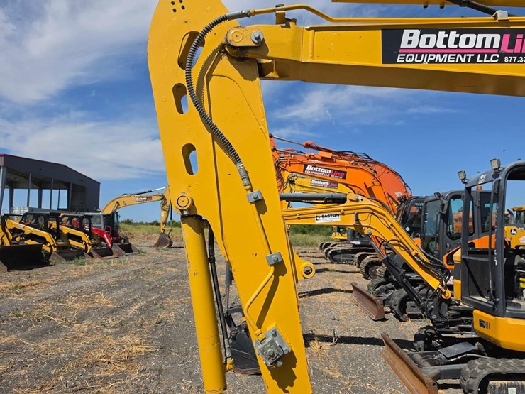 2024-kobelco-sk55srx-7-image-9