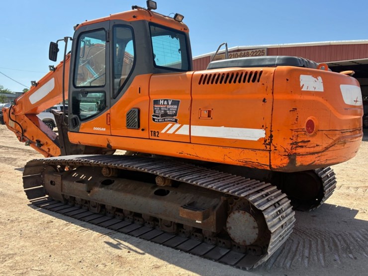 2020-doosan-dx225-lc-image-4