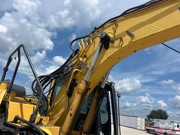 komatsu-pc138us-lc-11-image-22