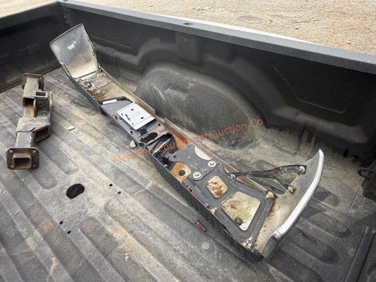 2011-dodge-ram-3500-image-15