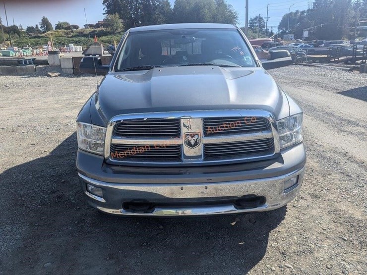 2011-dodge-ram-1500-image-8