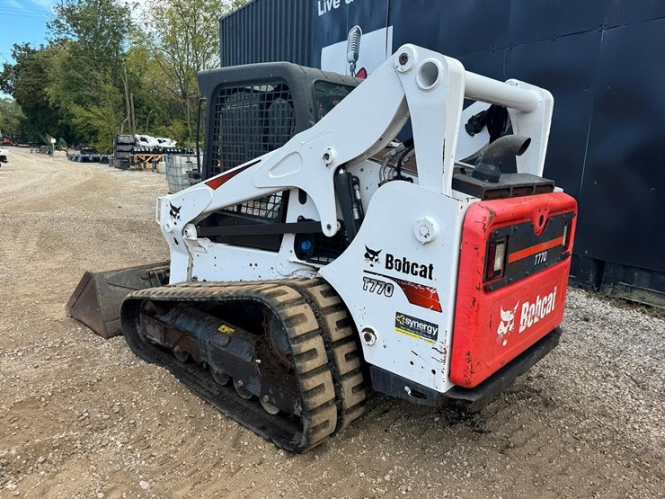 2021-bobcat-t770-image-4