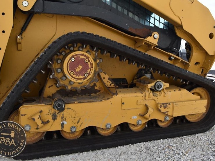 2024-caterpillar-255-image-42