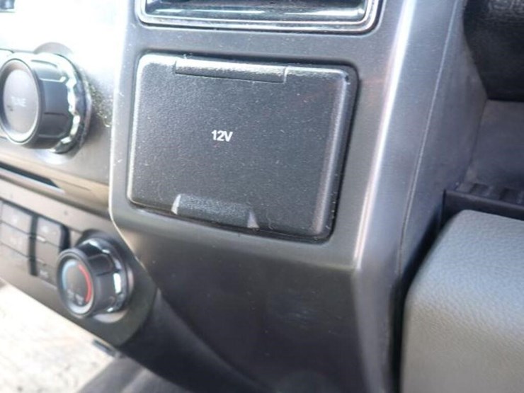 2018-ford-f150-xlt-image-43
