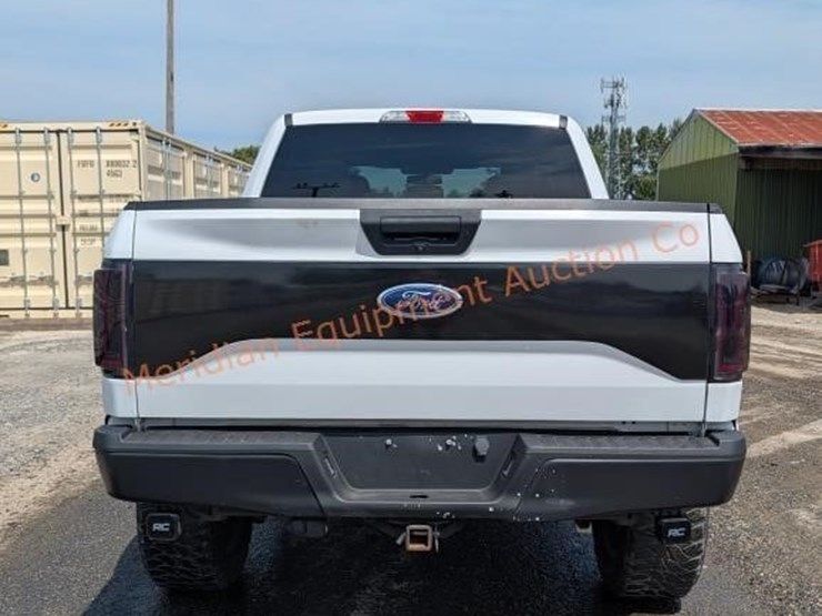 2016-ford-f150-xlt-image-5