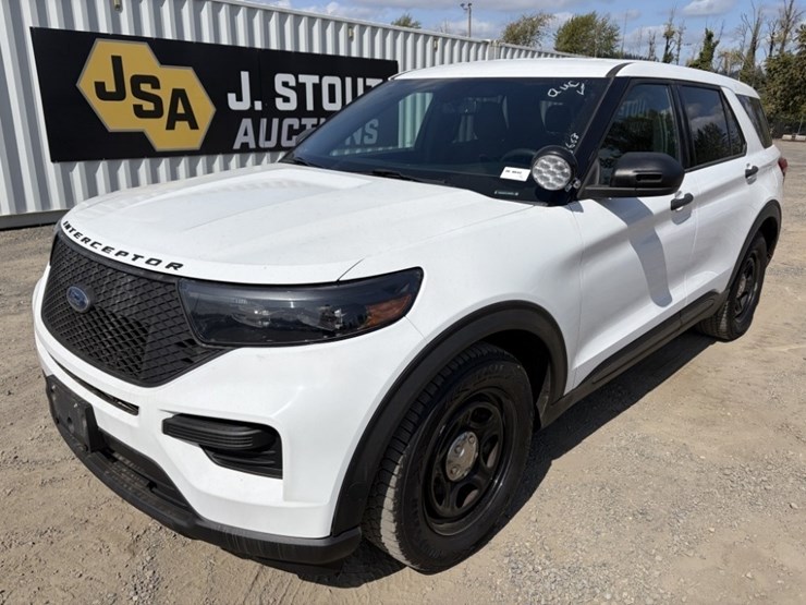 2020-ford-explorer-image-1