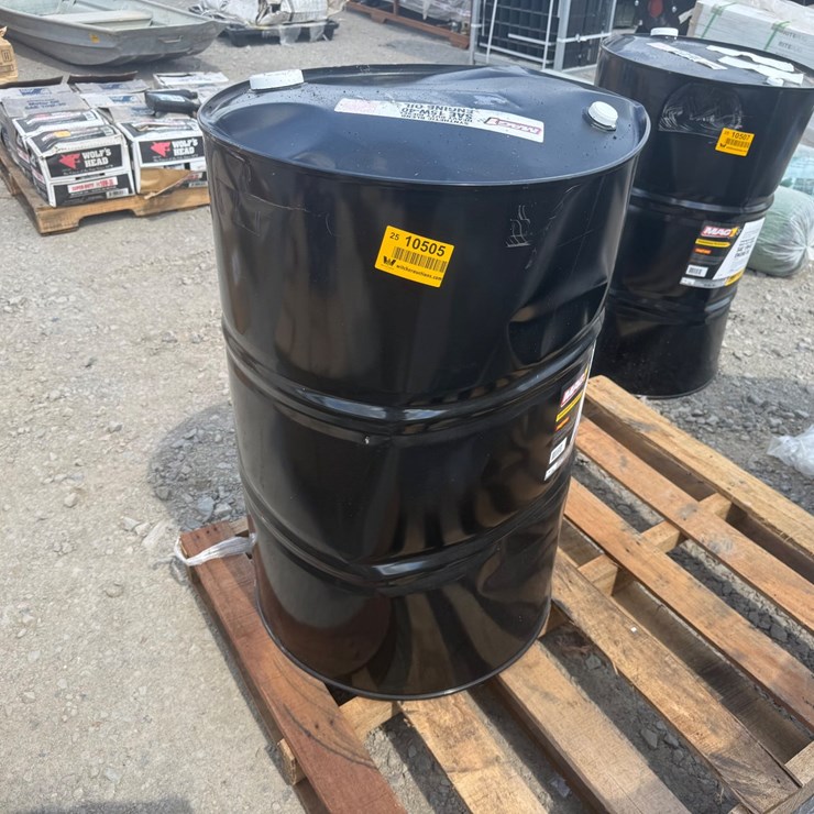 #10505 • 55gal Barrel of 15/40 Oil INV#10505