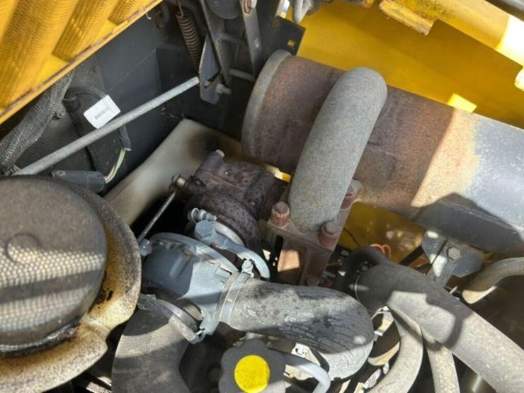 2003-new-holland-ls170-image-27