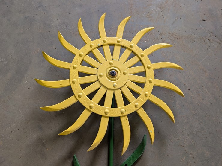 hand-crafted-flower-decor-image-3