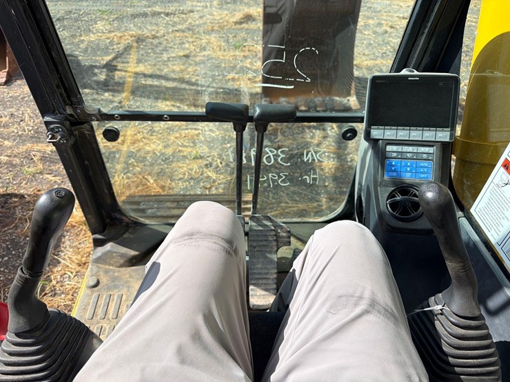 2022-komatsu-pc360-lc-11-image-30