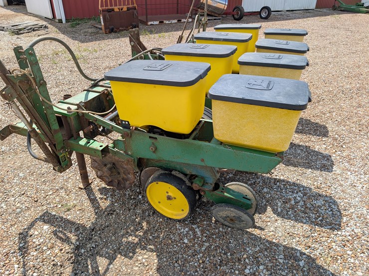 john-deere-7100-image-2