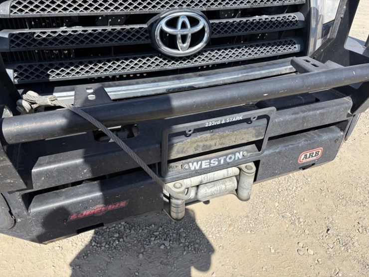 2008-toyota-tundra-image-11