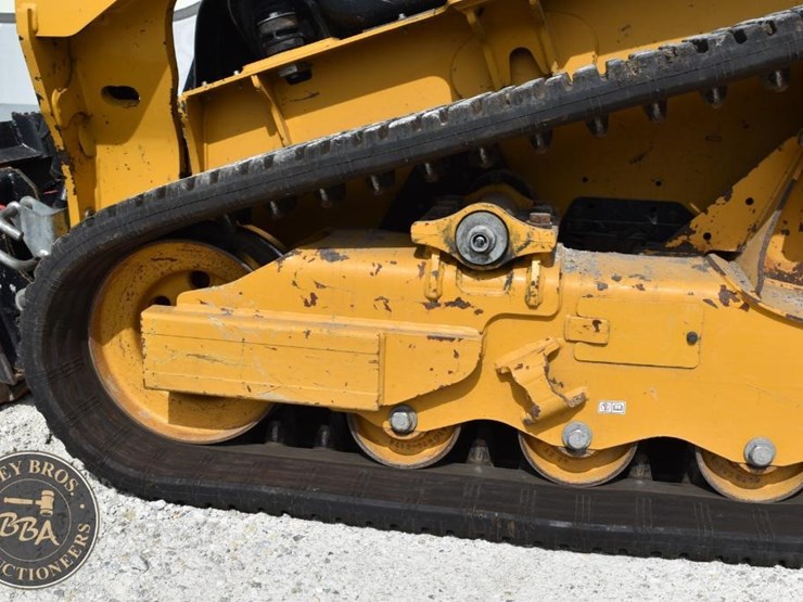 2024-caterpillar-255-image-31