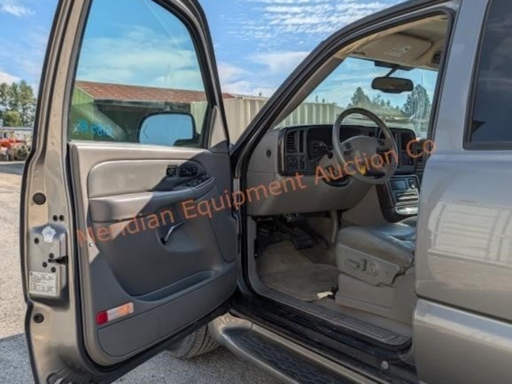 2006-gmc-yukon-xl-denali-image-11