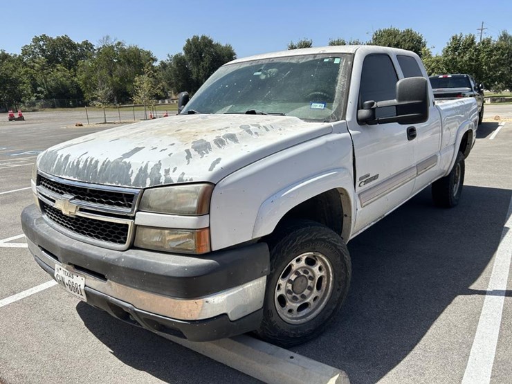2007-chevrolet-silverado-2500-image-1
