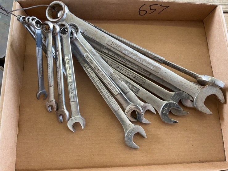 craftsman-standard-combination-wrench-set-and-craftsman-metric-1/2-inch-socket-set-image-3