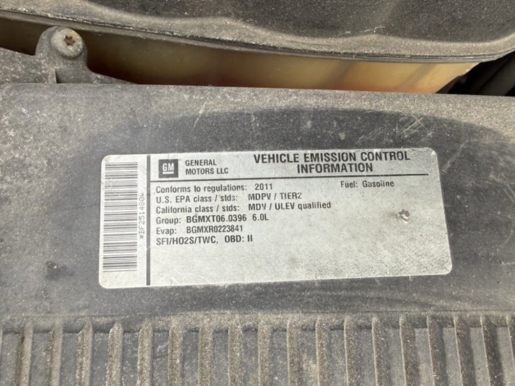 2011-gmc-sierra-2500-image-15
