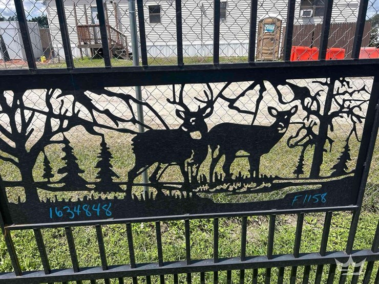 2026-20ft.-bi-parting-iron-gate-deer-style-image-3