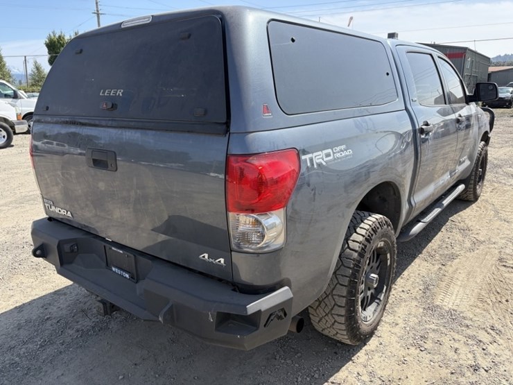 2008-toyota-tundra-image-4