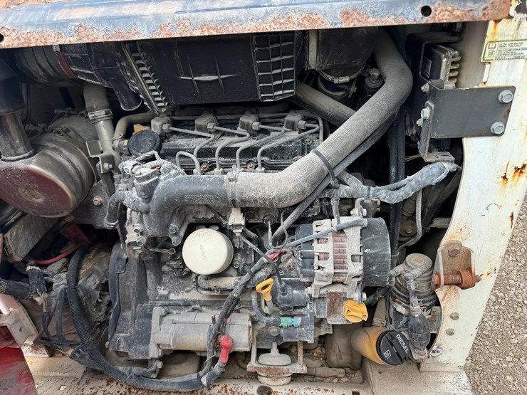 2016-bobcat-t450-image-17