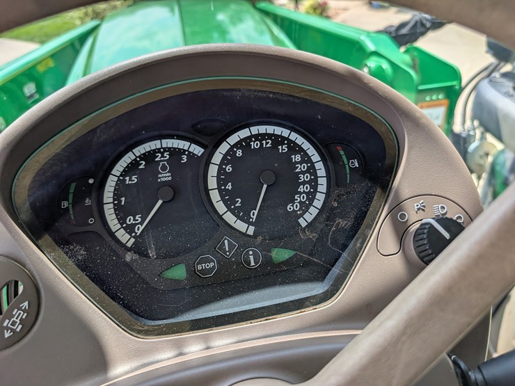2015-john-deere-6175r-image-83