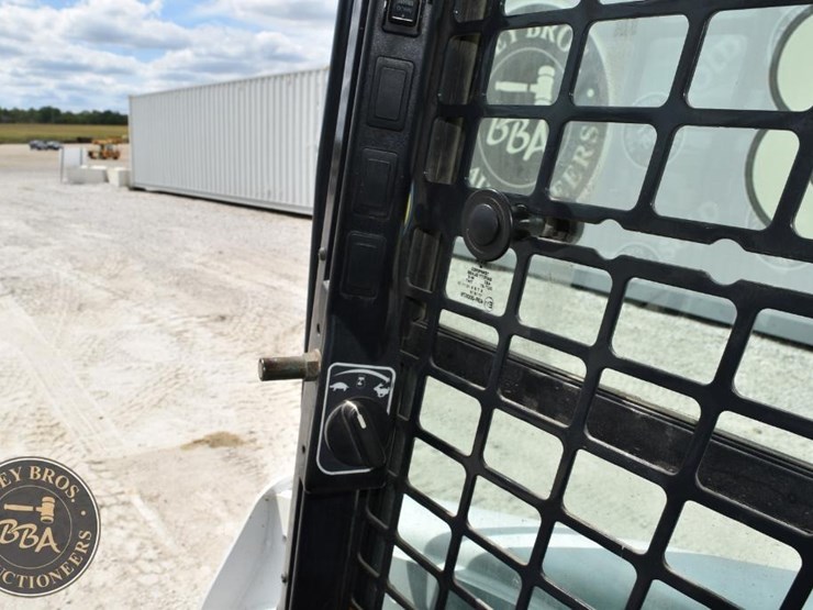 2016-bobcat-s770-image-41