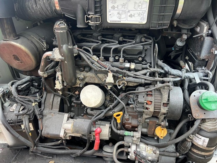 bobcat-s570-image-5