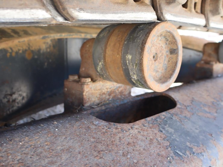 komatsu-pc138us-lc-image-14