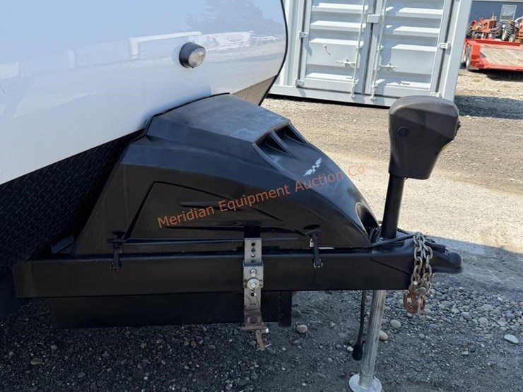 2019-weekend-warrior-toy-hauler-image-15