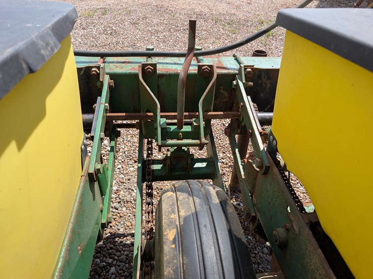 john-deere-7100-image-30