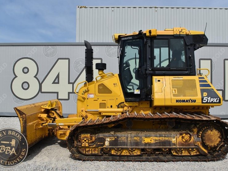 2018-komatsu-d51pxi-24-image-4
