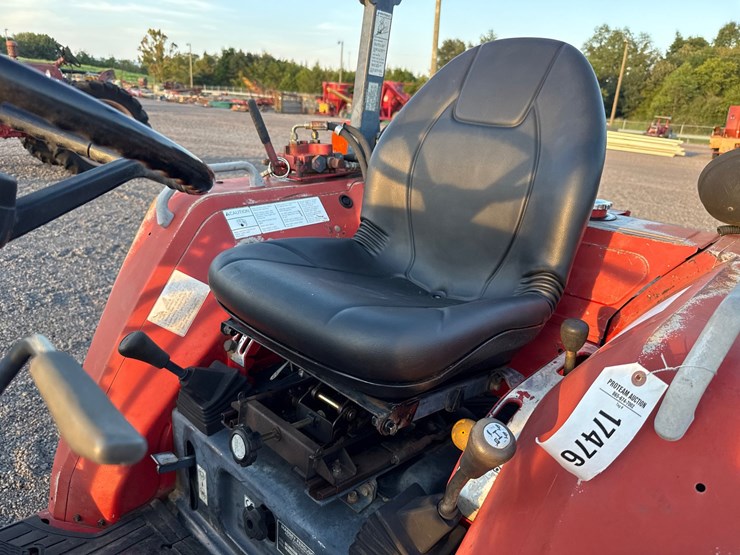 massey-ferguson-1260-image-12