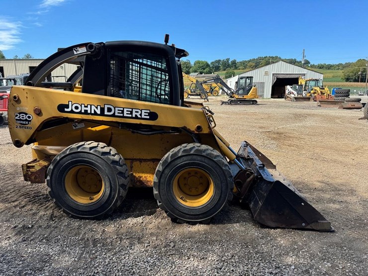 2004-john-deere-280-image-7