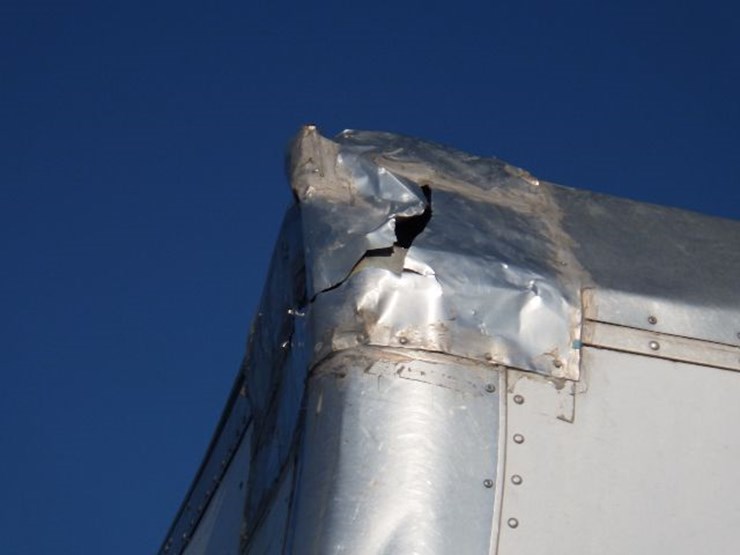 2019-freightliner-m2-106-image-5