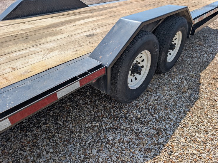 24’-tandem-axle-trailer-image-34