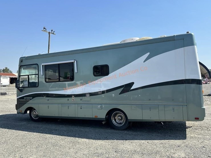 1999-safari-trek-24'-motorhome-image-10