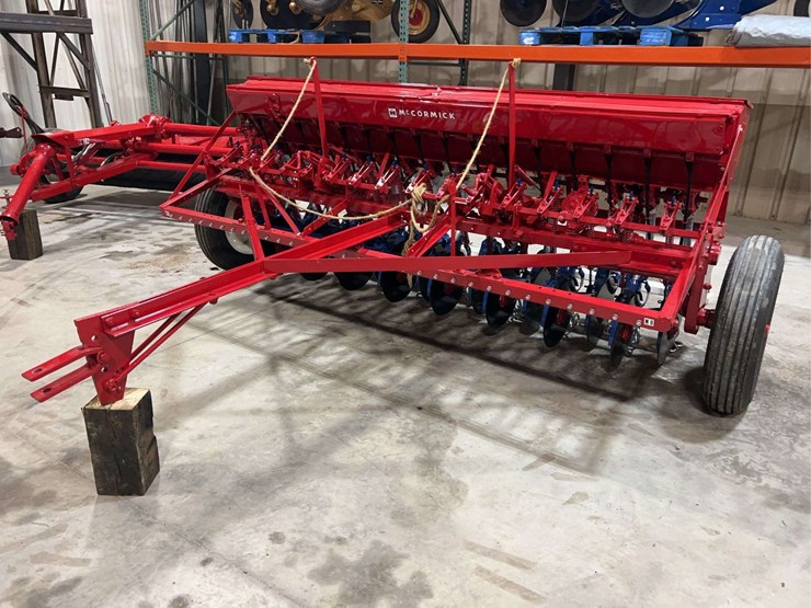 mccormick-8-image-2