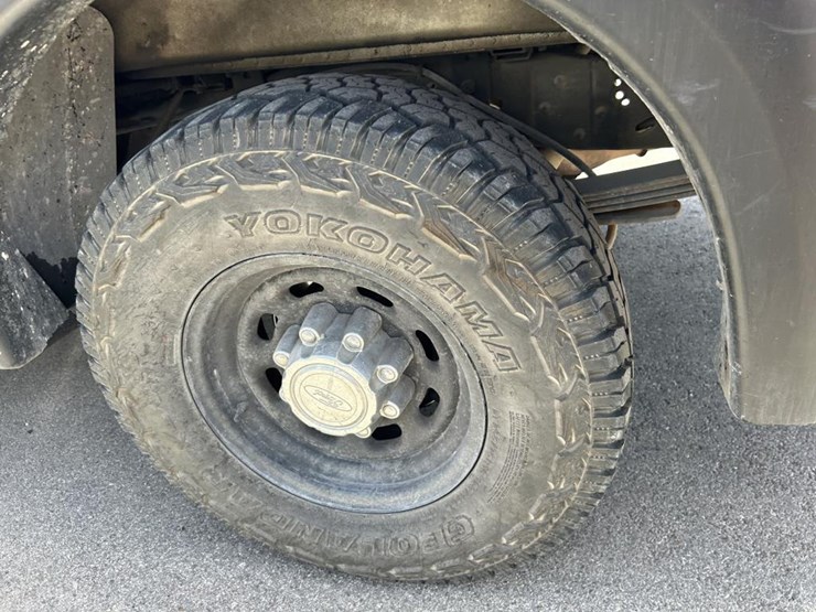 2001-ford-f250-image-15