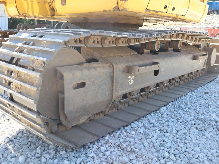 komatsu-pc138us-lc-image-11