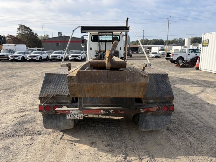 2019-freightliner-m2-t/a-roll-off-truck-image-5