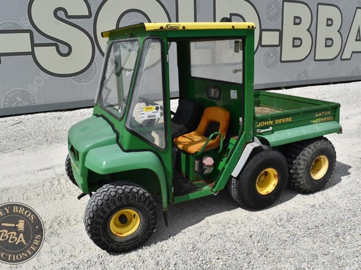john-deere-gator-image-2