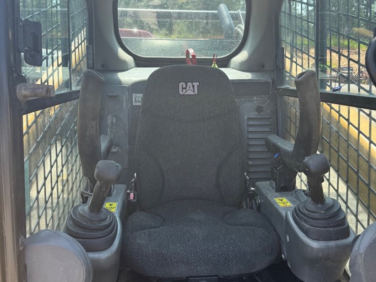 caterpillar-299d-image-10
